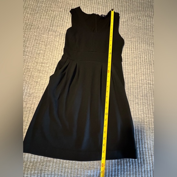 GAP Classic Black Mini Dress Size 2 - Picture 8 of 10
